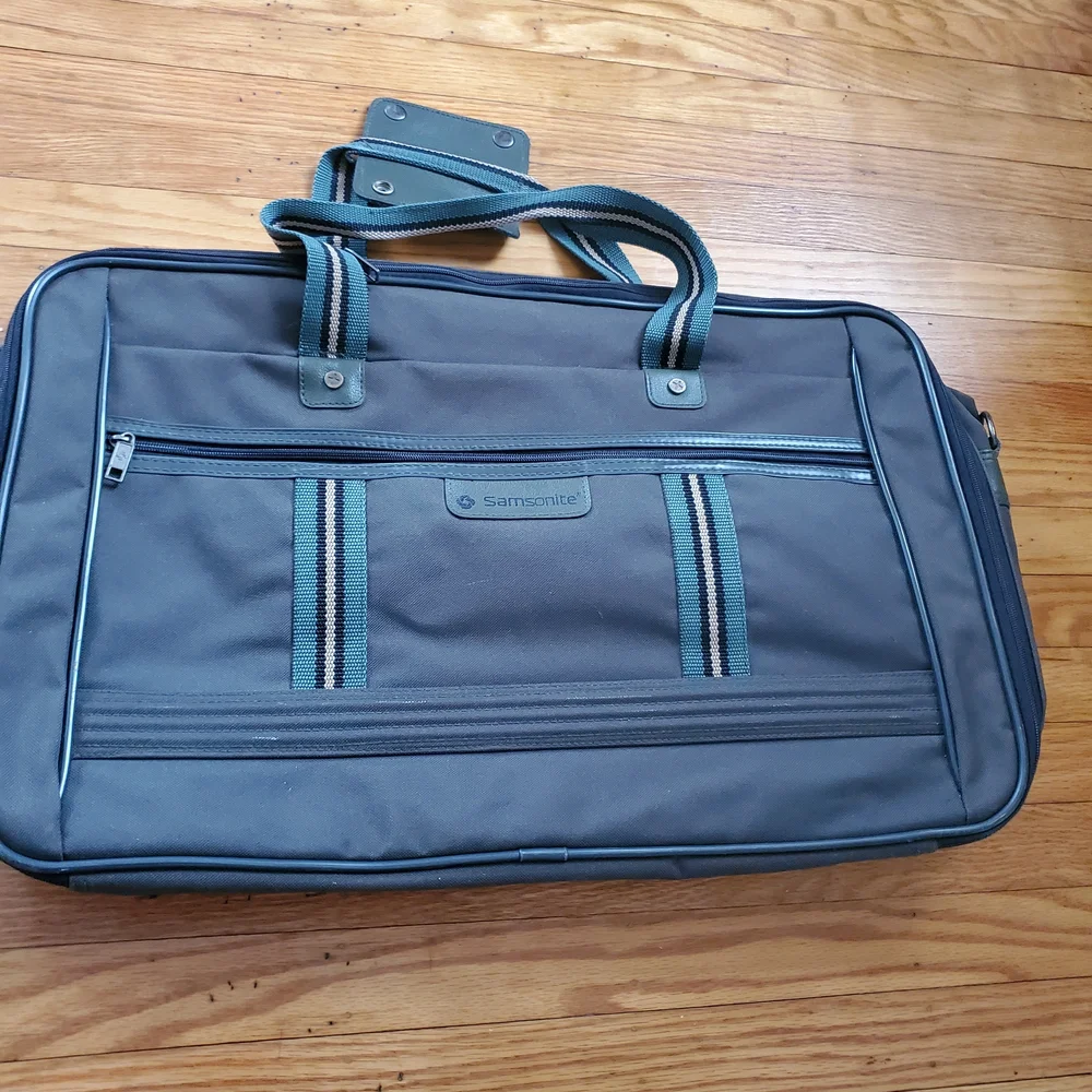 Samsonite Vintage Green Men's Travel Bag Like New